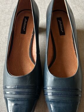Auditions Navy Slip-On Heels Worn for Two Hours Only Sz 7.5